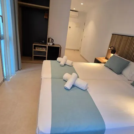 Hostal Rambla 24 By Holihome Alicante Exterior photo