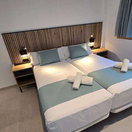 Hostal Rambla 24 By Holihome Alicante Exterior photo