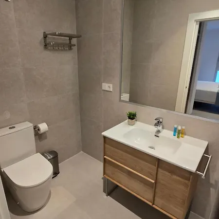 Hostal Rambla 24 By Holihome Alicante Exterior photo