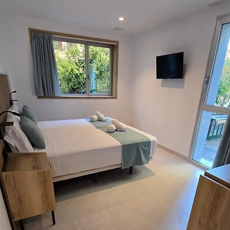 Hostal Rambla 24 By Holihome Alicante Exterior photo