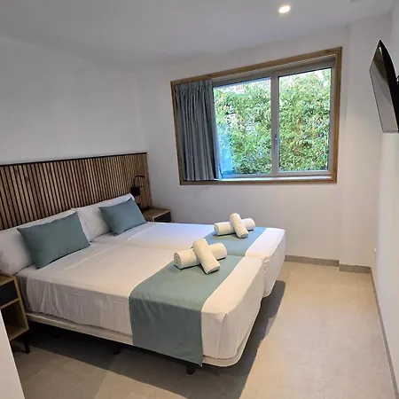 Hostal Rambla 24 By Holihome Alicante Exterior photo